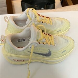 New Nike Vomero Plus Women’s Running Shoes